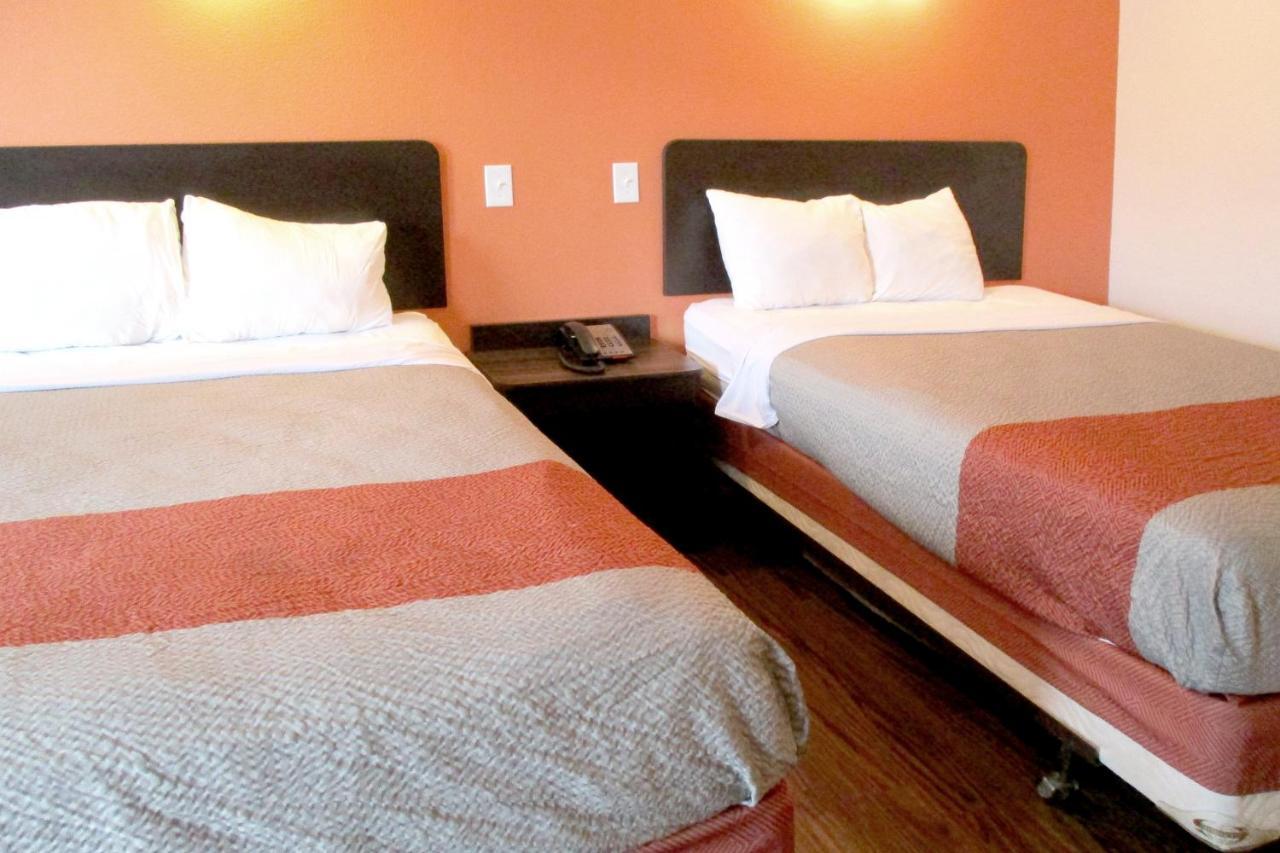 Hotel Rising Eagle Cordele Exterior foto